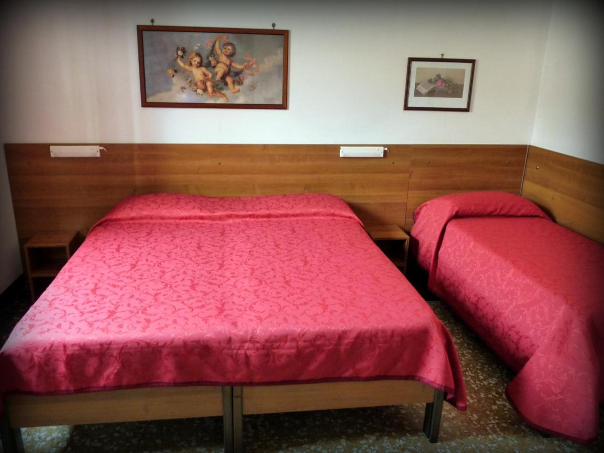 Hotel Triestina Noli Eksteriør billede