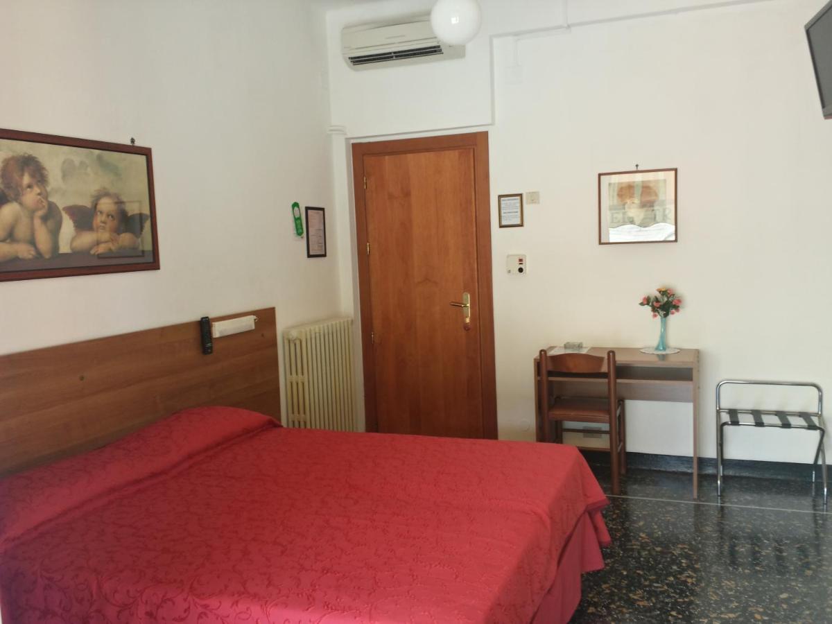 Hotel Triestina Noli Eksteriør billede